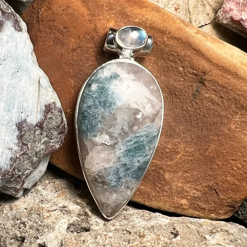 Indicolite tourmaline in smokey quartz & moonstone 925 pendant - Picture 1 of 5